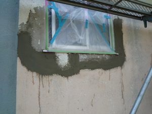 外壁ひび割れ補修